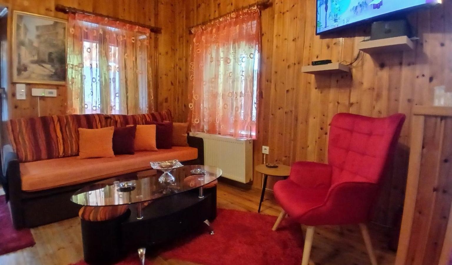 Family Home Димицана Екстериор снимка